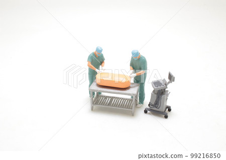 Doctor emergency medical team wear surgical mask with pills Doctor emergency medical team wear surgical mask with pills 99216850