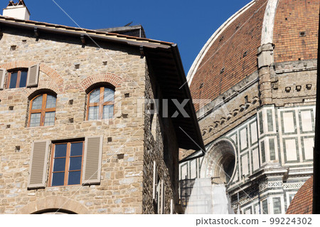 View of the Florence Cathedral, Cattedrale di Santa Maria del Fiore, Florence, Italy View of the Florence Cathedral, Cattedrale di Santa Maria del Fiore, Florence, Italy 99224302