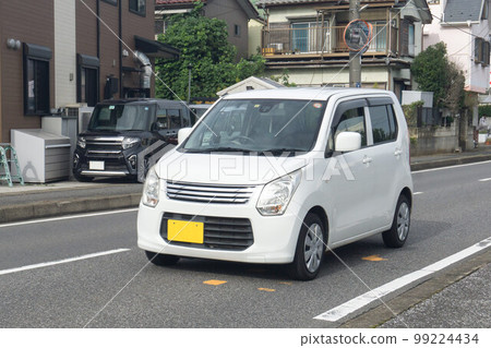 2box light passenger car road driving 2box light passenger car road driving 99224434