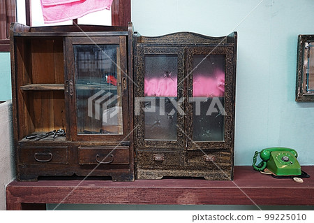 舊理髮店家具 舊理髮店家具 99225010