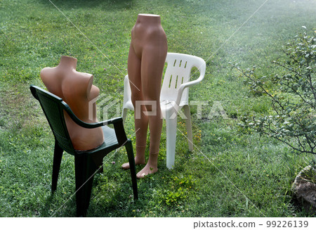 Mannequin in the role of people in nature 99226139
