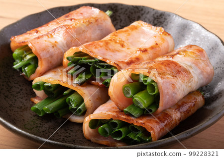 Bacon-wrapped leek Bacon-wrapped leek 99228321