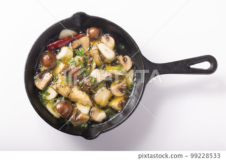 Ajillo of mussels 99228533