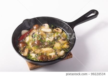 Ajillo of mussels Ajillo of mussels 99228534