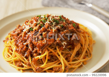 Spaghetti meat sauce Spaghetti meat sauce 99228996