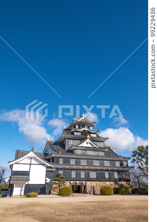Okayama Castle tower after major renovation in Reiwa 99229486