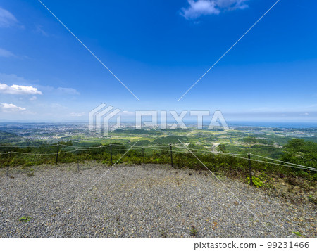 [HDR] Scenery of Ise City and Ise Bay seen from the observatory 99231466