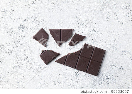 碎巧克力 99233067
