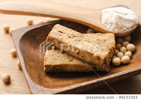 Protein bar Balanced nutritional food image material Protein bar Balanced nutritional food image material 99233383