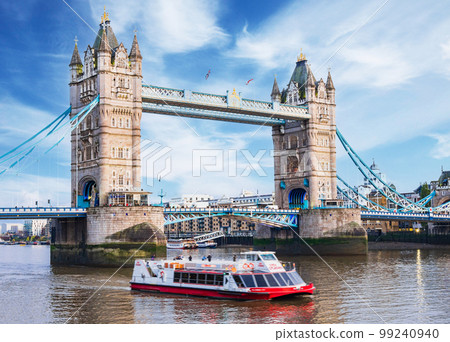 London Tower Bridge 99240940