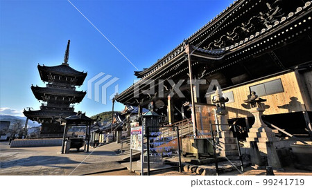 三妻寺（大阪府貝塚市） 99241719