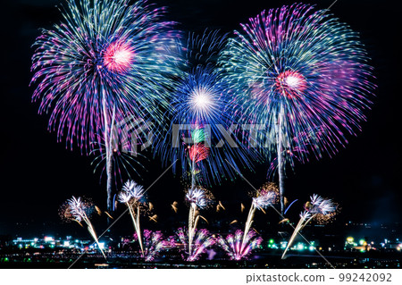 長岡煙花 長岡煙花 99242092