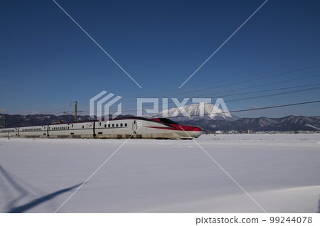 田澤湖線也運行秋田新幹線小町。 99244078