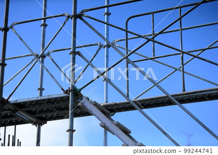 Image of external scaffolding (framework scaffolding) 99244741