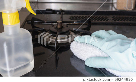 Cleaning / cleaning image of gas stove Cleaning / cleaning image of gas stove 99244950