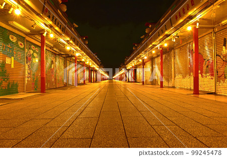 黎明前的淺草仲見世街 黎明前的淺草仲見世街 99245478