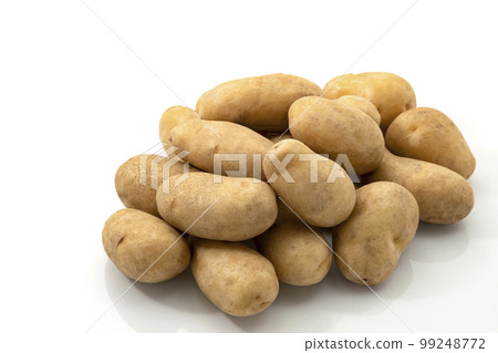 White background potato _ make-in 99248772