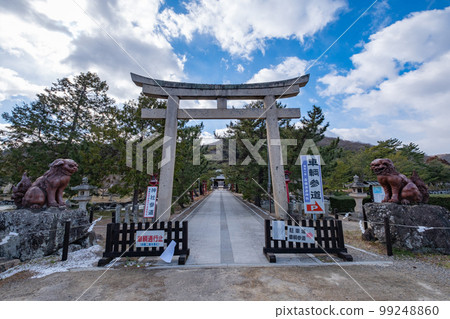 備前國一宮喜備津彥神社鳥居門及參道 99248860
