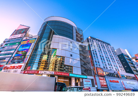 Tokyo cityscape in Japan View of commercial buildings, Bic Camera, hotels, etc. from Shibuya's Miyamasuzakashita intersection 99249689