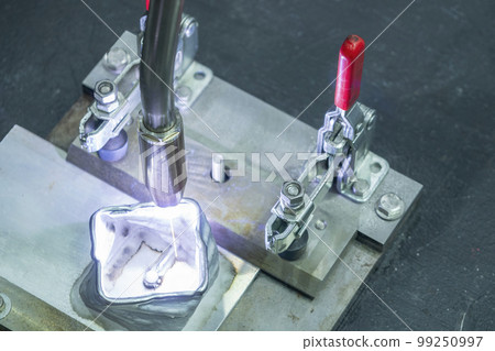 The additive manufacturing by welding robotic. The additive manufacturing by welding robotic. 99250997