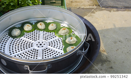 清明節,祭拜祖先,供品,草仔粿,蒸籠,清明祭、先祖供養、供物、草餅、蒸し器、Caozikueh, 清明節,祭拜祖先,供品,草仔粿,蒸籠,清明祭、先祖供養、供物、草餅、蒸し器、Caozikueh, 99251342