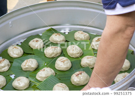 清明節,祭拜祖先,供品,草仔粿,蒸籠,清明祭、先祖供養、供物、草餅、蒸し器、Caozikueh, 清明節,祭拜祖先,供品,草仔粿,蒸籠,清明祭、先祖供養、供物、草餅、蒸し器、Caozikueh, 99251375