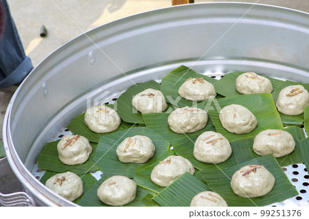 清明節,祭拜祖先,供品,草仔粿,蒸籠,清明祭、先祖供養、供物、草餅、蒸し器、Caozikueh, 清明節,祭拜祖先,供品,草仔粿,蒸籠,清明祭、先祖供養、供物、草餅、蒸し器、Caozikueh, 99251376