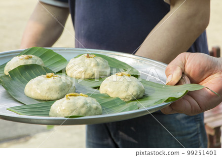清明節，祭拜祖先，供品，草仔粿，蒸籠，清明祭、先祖供養、供物、草餅、蒸し器、Caozikueh, 99251401