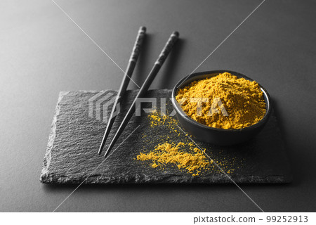 Turmeric powder 99252913