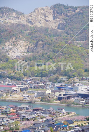 香川縣高松市 從屋島看採石場 香川縣高松市 從屋島看採石場 99253792