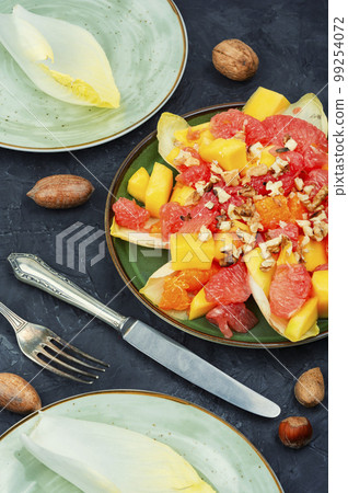 Fruit and chicory salad. 99254072