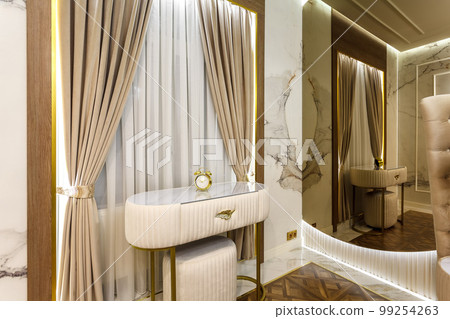 luxury hotel bedroom. Bed with carriage coupler headboard luxury hotel bedroom. Bed with carriage coupler headboard 99254263