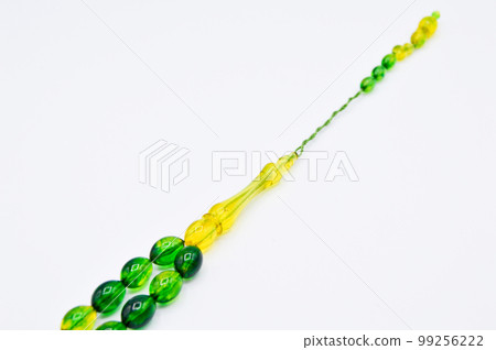 Green and yellow beads sequenced, short rosary, tespih tesbih Green and yellow beads sequenced, short rosary, tespih tesbih 99256222