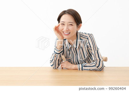 美女形象女性肖像 99260404