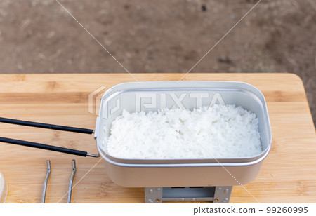 用麥斯汀煮飯 用麥斯汀煮飯 99260995