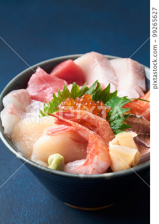 什錦海鮮蓋飯 什錦海鮮蓋飯 99265627