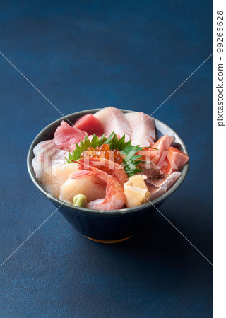 什錦海鮮蓋飯 99265628