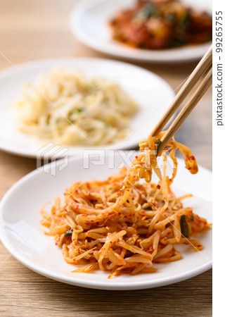 Spicy mung bean sprouts salad (Kongnamul Muchim), Korean food side dish 99265755