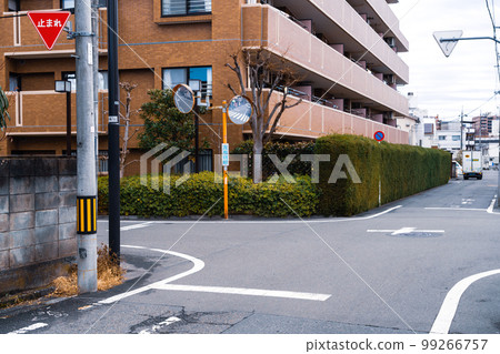 危險路口新學校一年級兒童無人駕駛 99266757