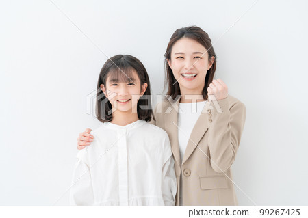 女商人膽量姿勢 99267425