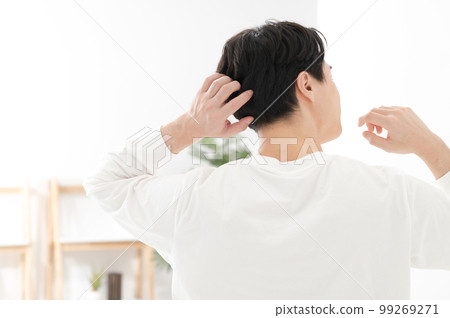 Hair care male back view 99269271