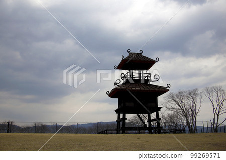 Tawaramoto Town, Nara Prefecture Kagi Ruins in the Yayoi Period Tawaramoto Town, Nara Prefecture Kagi Ruins in the Yayoi Period 99269571