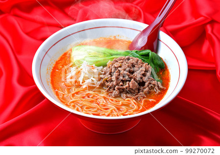Note) Steam is synthetic. Dandan noodles, Dandan noodles, Tantan noodles, Tantanmen, Ramen, Ramen, Chinese noodles. Qing-geng-cai Note) Steam is synthetic. Dandan noodles, Dandan noodles, Tantan noodles, Tantanmen, Ramen, Ramen, Chinese noodles. Qing-geng-cai 99270072