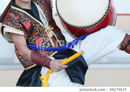 Large drums during the Okinawan Eisa dance performance 99274635