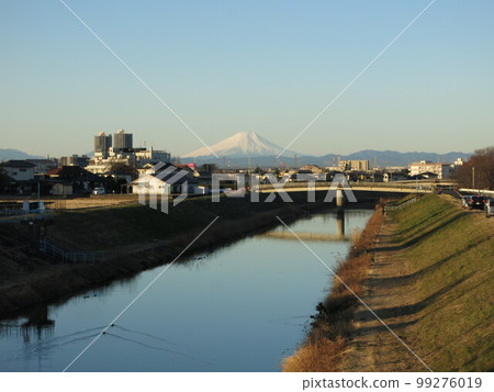 [Saitama Prefecture] Mt. Fuji seen from Higashiokubo, Fujimi City 99276019