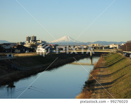 [Saitama Prefecture] Mt. Fuji seen from Higashiokubo, Fujimi City 99276020