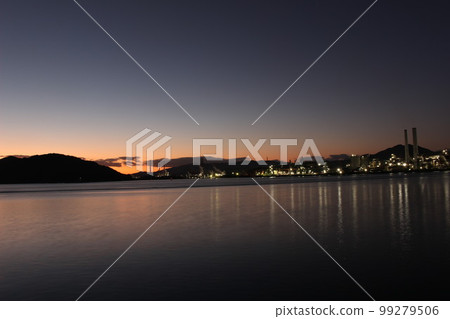 SDGs nature, global environment and light! Japanese nature and factories! Shunan Industrial Complex and the Sea 99279506