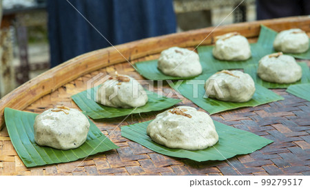 清明節，祭拜，供品，草仔粿，竹皮子，お墓参り、お参り、お供え物、草餅、竹皮、 bamboo 99279517