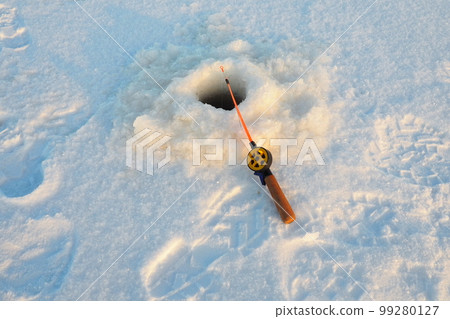A fishing rod is a tackle in the form of a flexible whip made of wood, which is intended. It consists of a fishing rod, fishing line and rigging. A hole. Winter fishing. A fishing rod is a tackle in the form of a flexible whip made of wood, which is intended. It consists of a fishing rod, fishing line and rigging. A hole. Winter fishing. 99280127
