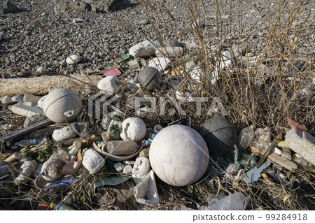 Stray garbage Stray garbage 99284918